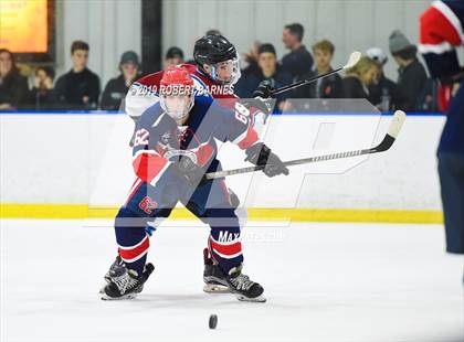 Thumbnail 2 in Holy Ghost Prep @ Father Judge (Thanksgiving Classic) photogallery.