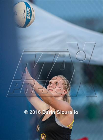 Thumbnail 2 in Xavier College Prep vs. Salpointe Catholic (AIA D1 Final) photogallery.