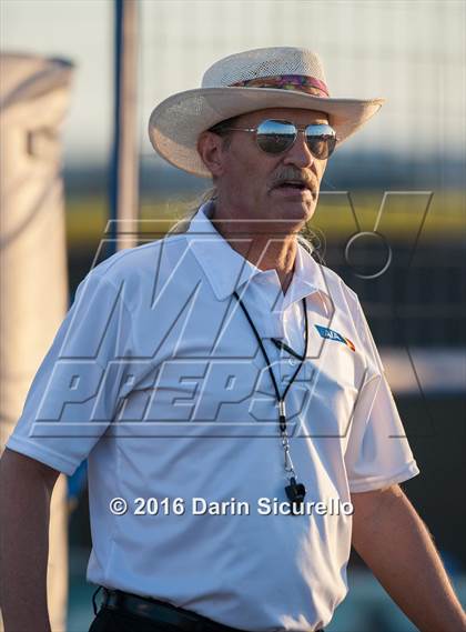 Thumbnail 2 in Xavier College Prep vs. Salpointe Catholic (AIA D1 Final) photogallery.