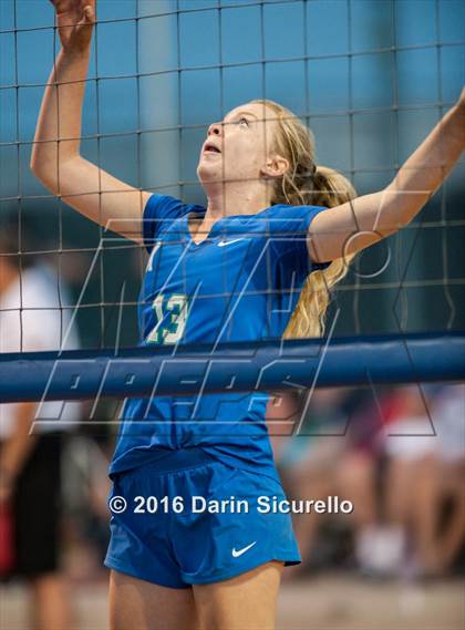 Thumbnail 2 in Xavier College Prep vs. Salpointe Catholic (AIA D1 Final) photogallery.