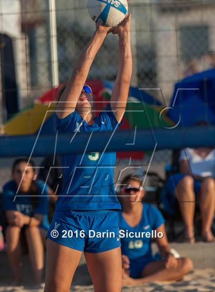 Thumbnail 1 in Xavier College Prep vs. Salpointe Catholic (AIA D1 Final) photogallery.