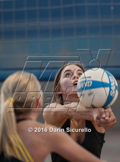 Thumbnail 2 in Xavier College Prep vs. Salpointe Catholic (AIA D1 Final) photogallery.