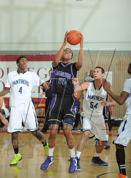 Thumbnail 1 in Rancho Cucamonga vs. Diamond Ranch (MaxPreps Holiday Classic) photogallery.