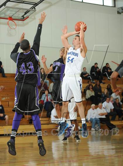 Thumbnail 1 in Rancho Cucamonga vs. Diamond Ranch (MaxPreps Holiday Classic) photogallery.