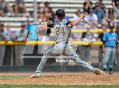 Thumbnail 1 in Arapahoe vs Mountain Range (CHSAA 5A Semifinal) photogallery.