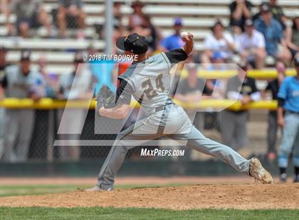 Thumbnail 2 in Arapahoe vs Mountain Range (CHSAA 5A Semifinal) photogallery.