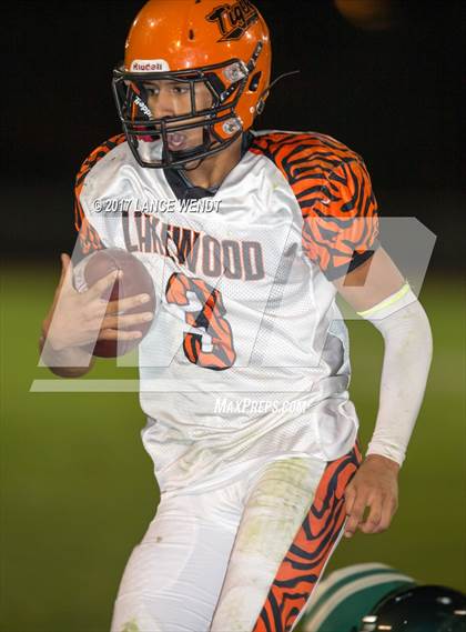 Thumbnail 1 in Lakewood @ Bear Creek photogallery.