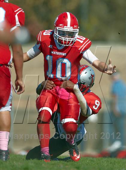 Thumbnail 2 in Antelope vs. Mira Loma photogallery.