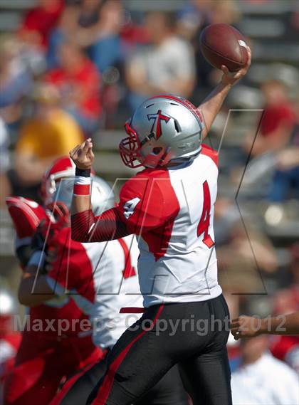 Thumbnail 2 in Antelope vs. Mira Loma photogallery.