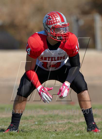 Thumbnail 2 in Antelope vs. Mira Loma photogallery.