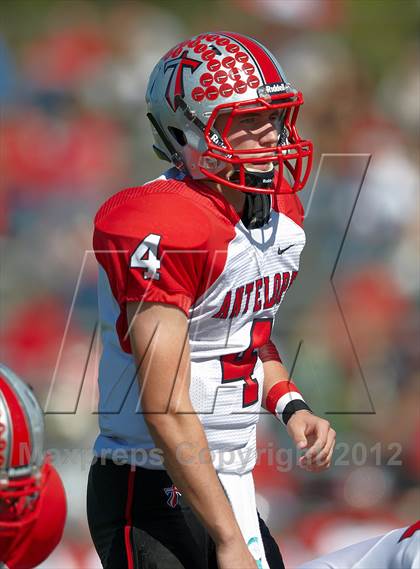 Thumbnail 2 in Antelope vs. Mira Loma photogallery.