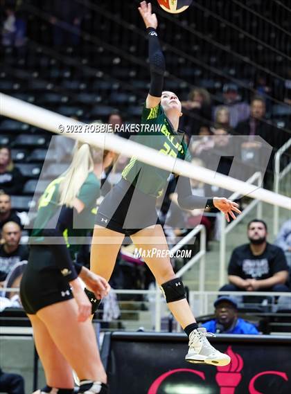 Thumbnail 2 in Klondike vs. Blum (UIL 1A Semifinal) photogallery.