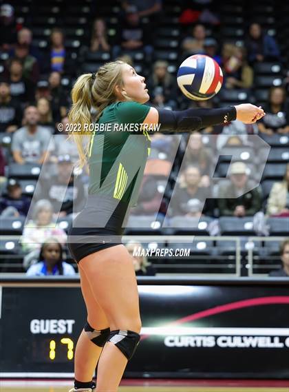 Thumbnail 2 in Klondike vs. Blum (UIL 1A Semifinal) photogallery.