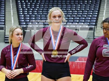 Thumbnail 1 in Klondike vs. Blum (UIL 1A Semifinal) photogallery.
