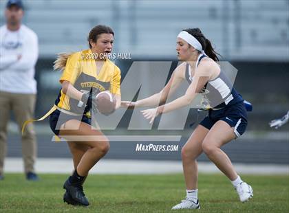 Thumbnail 3 in Alonso vs Steinbrenner photogallery.