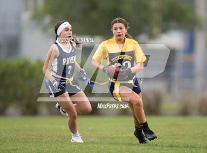 Thumbnail 2 in Alonso vs Steinbrenner photogallery.