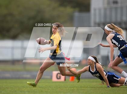 Thumbnail 2 in Alonso vs Steinbrenner photogallery.