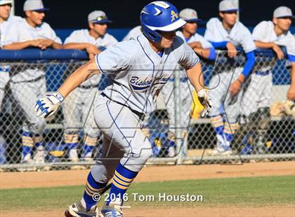 Thumbnail 1 in La Salle vs Bishop Amat photogallery.