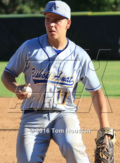 Thumbnail 2 in La Salle vs Bishop Amat photogallery.