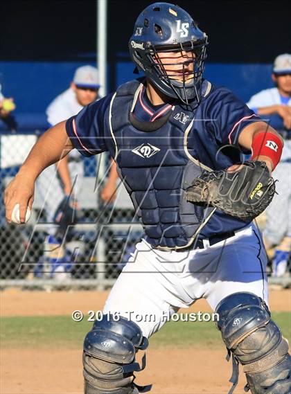 Thumbnail 2 in La Salle vs Bishop Amat photogallery.