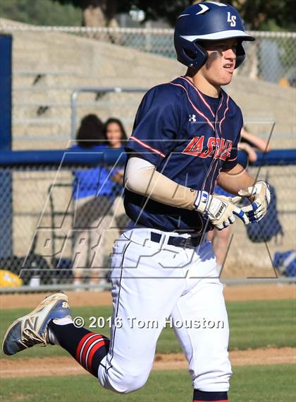Thumbnail 1 in La Salle vs Bishop Amat photogallery.
