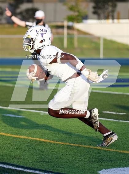 Thumbnail 2 in Sumner vs Lennard (Spring Jamboree) photogallery.