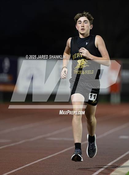 Thumbnail 2 in E.D. White(Catholic Relays) photogallery.