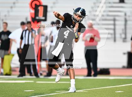 Thumbnail 1 in Ellison @ Vandegrift photogallery.