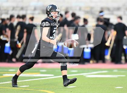Thumbnail 2 in Ellison @ Vandegrift photogallery.