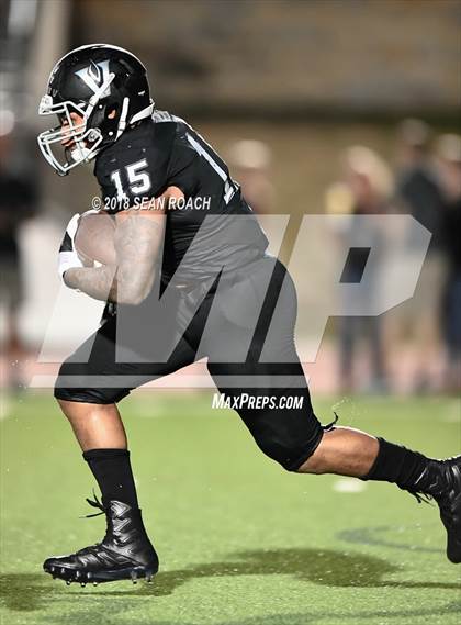 Thumbnail 2 in Ellison @ Vandegrift photogallery.