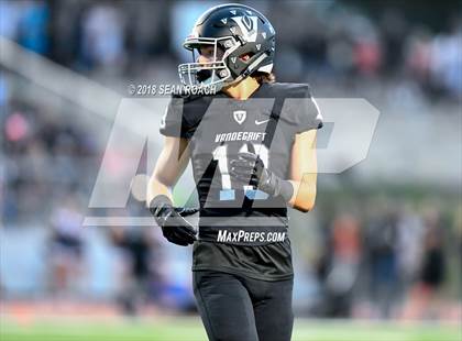 Thumbnail 2 in Ellison @ Vandegrift photogallery.