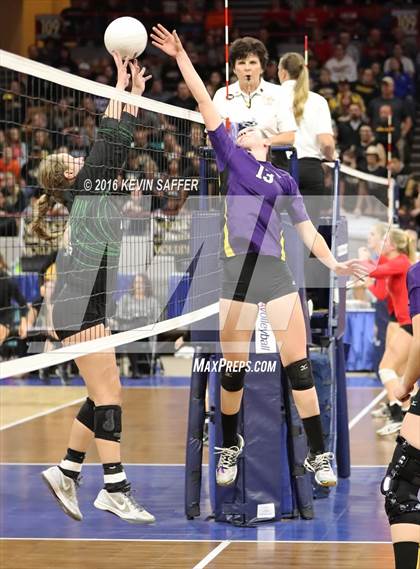 Thumbnail 3 in Fleming vs. Kit Carson (CHSAA 1A Final) photogallery.