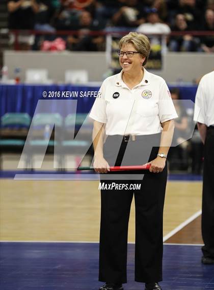Thumbnail 2 in Fleming vs. Kit Carson (CHSAA 1A Final) photogallery.