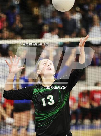 Thumbnail 2 in Fleming vs. Kit Carson (CHSAA 1A Final) photogallery.