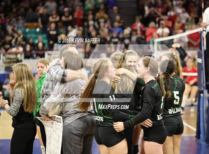 Thumbnail 3 in Fleming vs. Kit Carson (CHSAA 1A Final) photogallery.