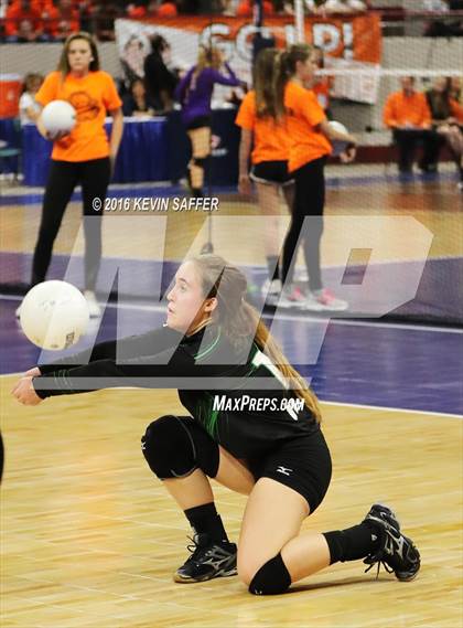 Thumbnail 3 in Fleming vs. Kit Carson (CHSAA 1A Final) photogallery.