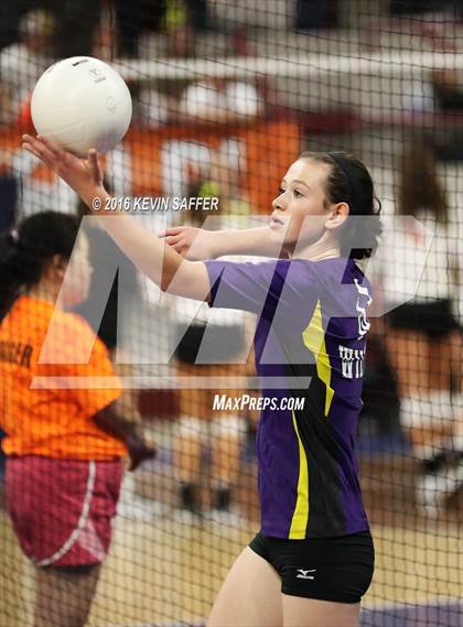 Thumbnail 3 in Fleming vs. Kit Carson (CHSAA 1A Final) photogallery.