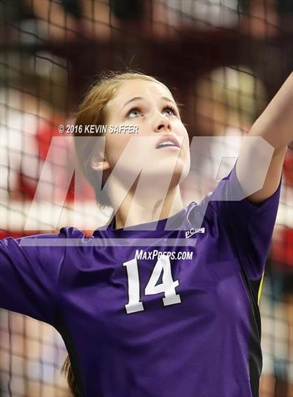 Thumbnail 2 in Fleming vs. Kit Carson (CHSAA 1A Final) photogallery.