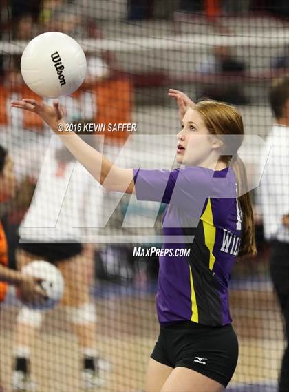 Thumbnail 2 in Fleming vs. Kit Carson (CHSAA 1A Final) photogallery.