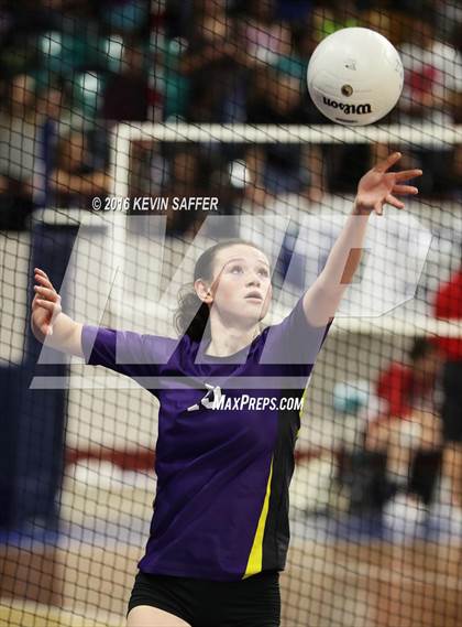 Thumbnail 3 in Fleming vs. Kit Carson (CHSAA 1A Final) photogallery.