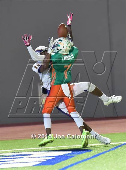 Thumbnail 2 in Brackenridge vs Houston [Sam] (Alamo Stadium) photogallery.