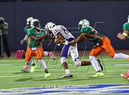 Thumbnail 3 in Brackenridge vs Houston [Sam] (Alamo Stadium) photogallery.