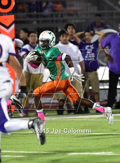 Thumbnail 3 in Brackenridge vs Houston [Sam] (Alamo Stadium) photogallery.