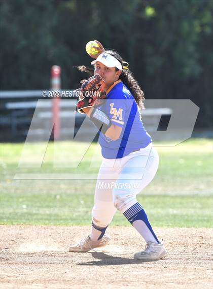 Thumbnail 1 in Kennedy @ La Mirada photogallery.