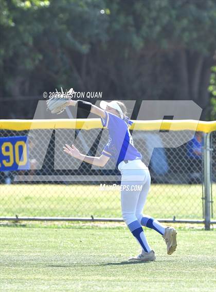 Thumbnail 3 in Kennedy @ La Mirada photogallery.