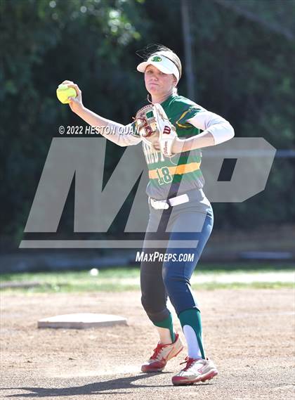 Thumbnail 2 in Kennedy @ La Mirada photogallery.
