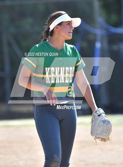 Thumbnail 1 in Kennedy @ La Mirada photogallery.