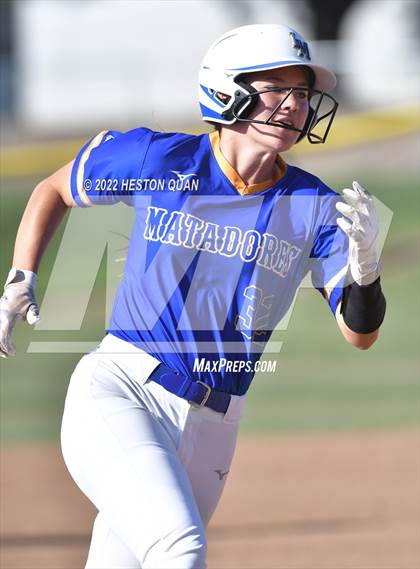 Thumbnail 3 in Kennedy @ La Mirada photogallery.