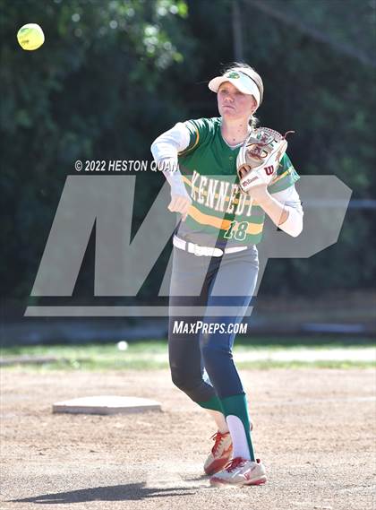 Thumbnail 1 in Kennedy @ La Mirada photogallery.