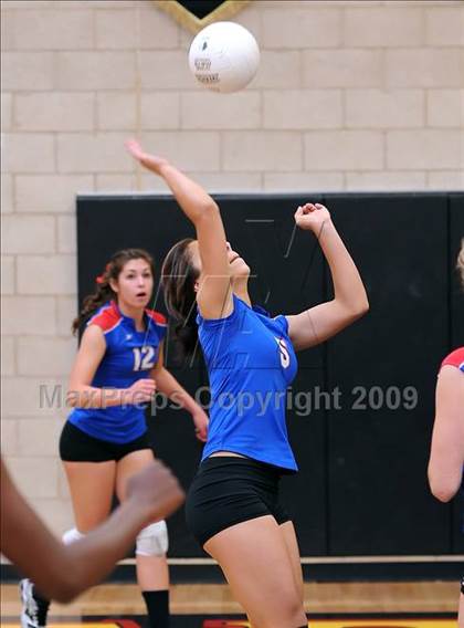 Thumbnail 1 in Christian Brothers vs. Golden Sierra (Super 8 Tournament) photogallery.